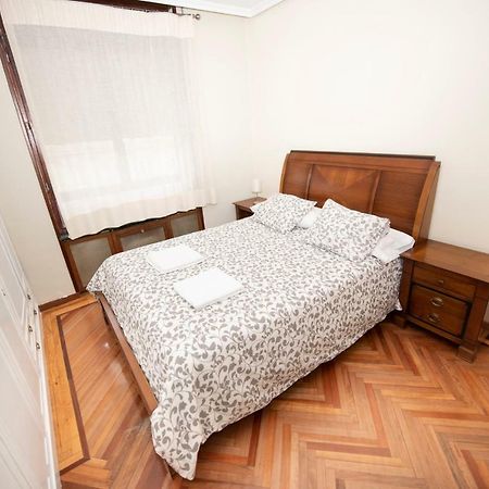 Appartement Espacios Blanco Santiago - Con Parking. à Valladolid Extérieur photo