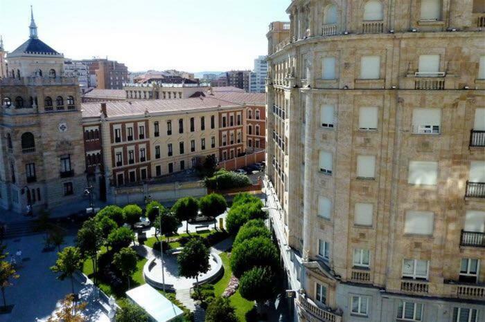 Appartement Espacios Blanco Santiago - Con Parking. à Valladolid Extérieur photo